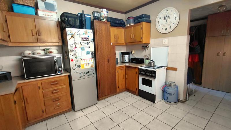 4 Bedroom Property for Sale in Pellissier Free State